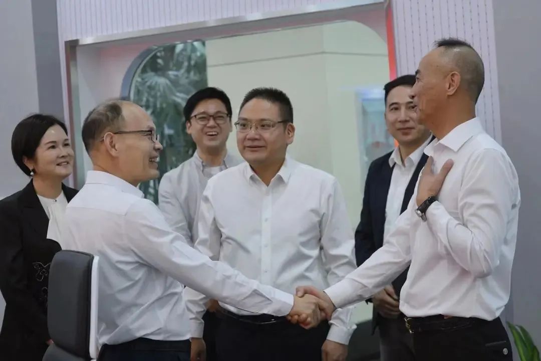 1bf50d536c07da572cf02b238f5e0eb4.jpg 1bf50d536c07da572cf02b238f5e0eb4.jpg